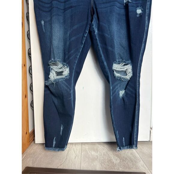 Kancan Distressed Skinny Jeans Woman’s 24 Plus Size - Picture 2 of 10